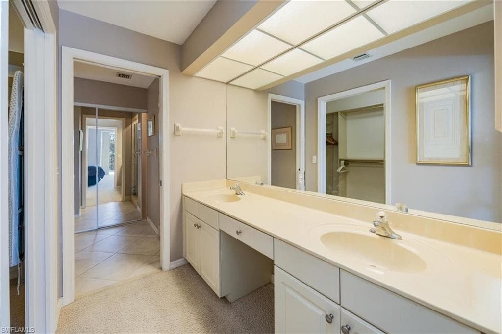 764 Eagle Creek Dr 201, Naples, FL 34113-21