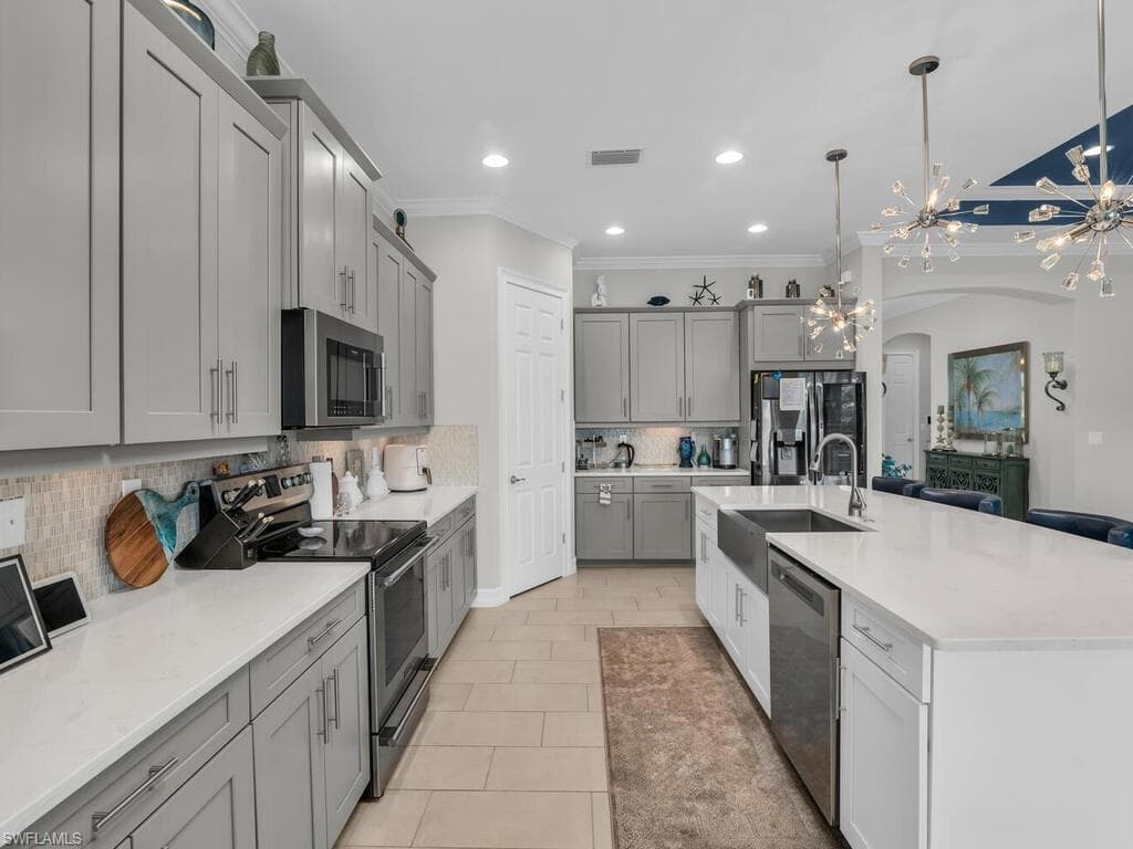 14748 Windward Ln, Naples, FL 34114-14
