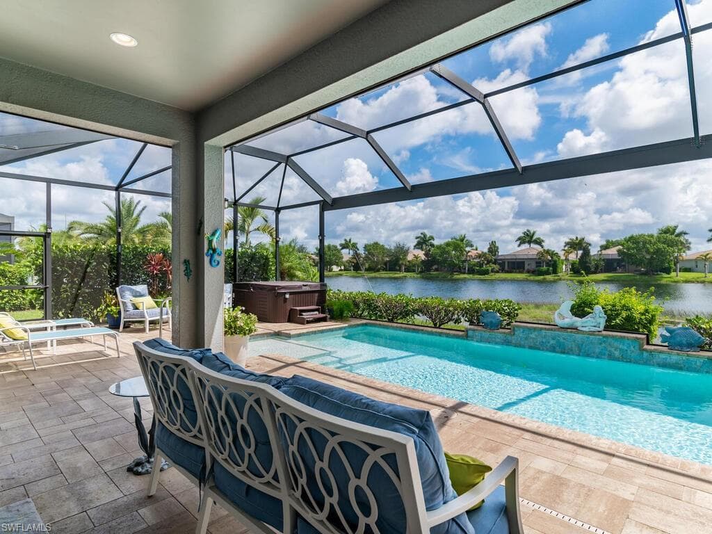 14748 Windward Ln, Naples, FL 34114-36