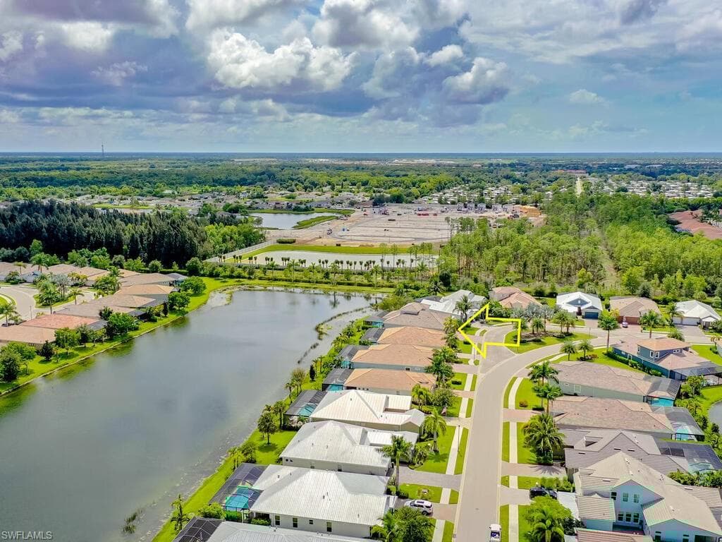 14748 Windward Ln, Naples, FL 34114-42