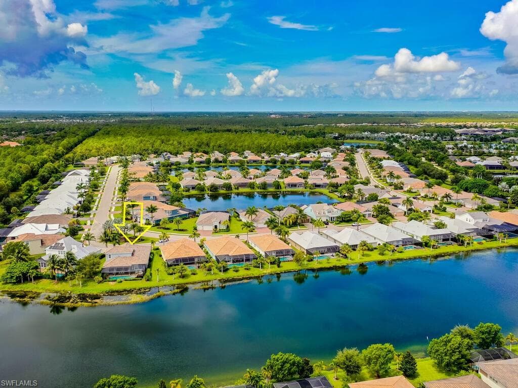 14748 Windward Ln, Naples, FL 34114-43