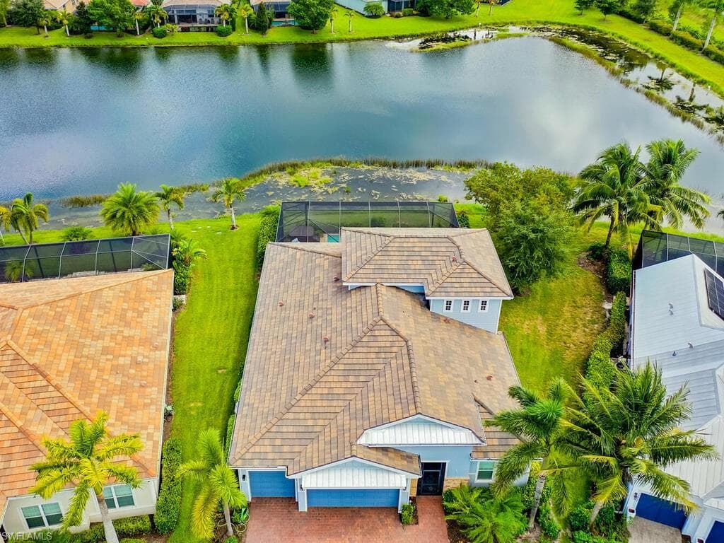 14748 Windward Ln, Naples, FL 34114-47