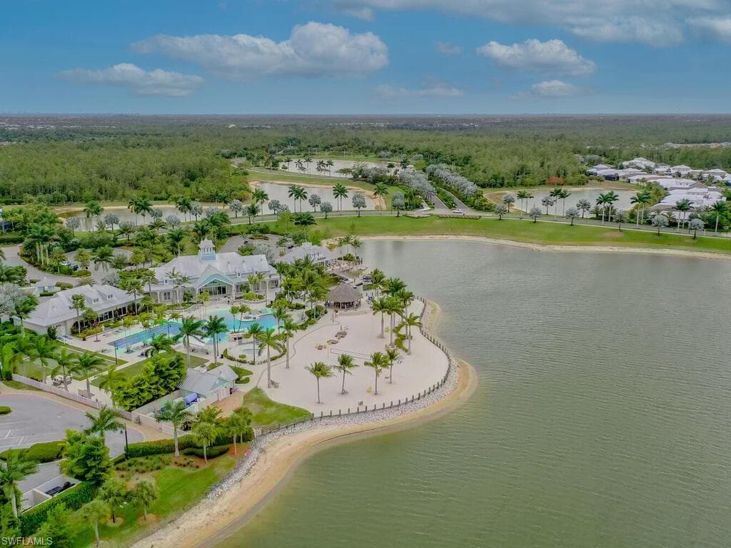14748 Windward Ln, Naples, FL 34114-51