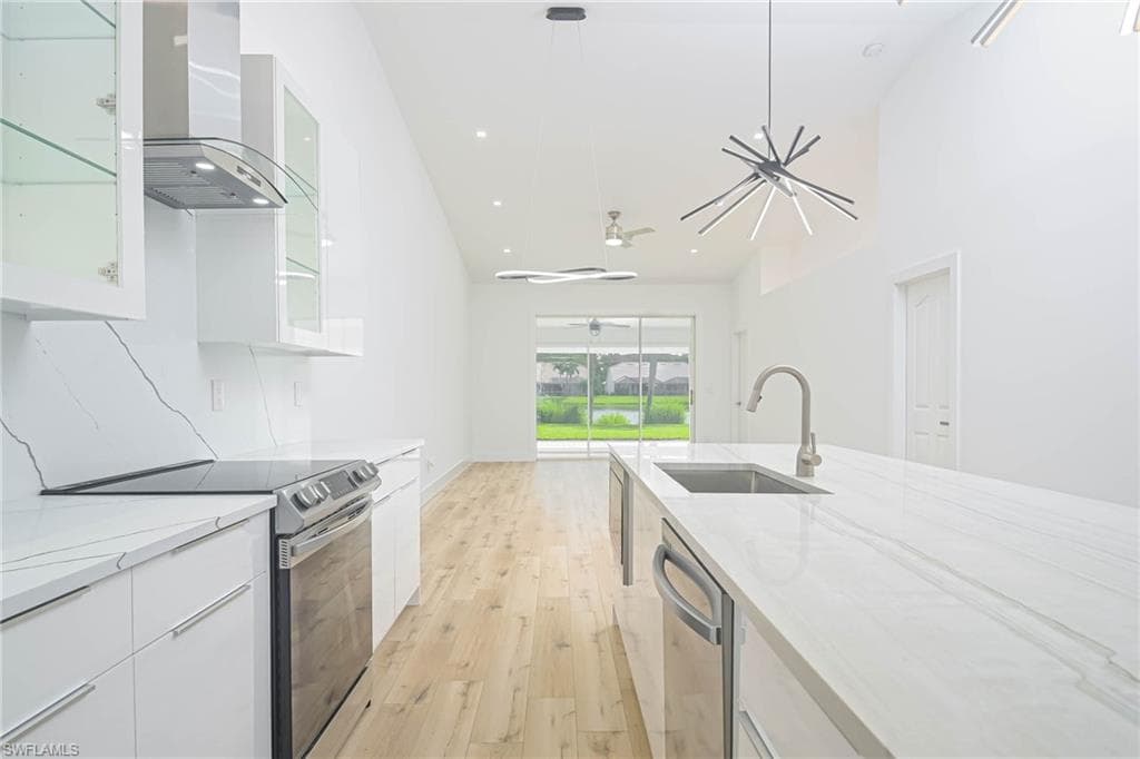 2154 Stacil Cir 14, Naples, FL 34109-10