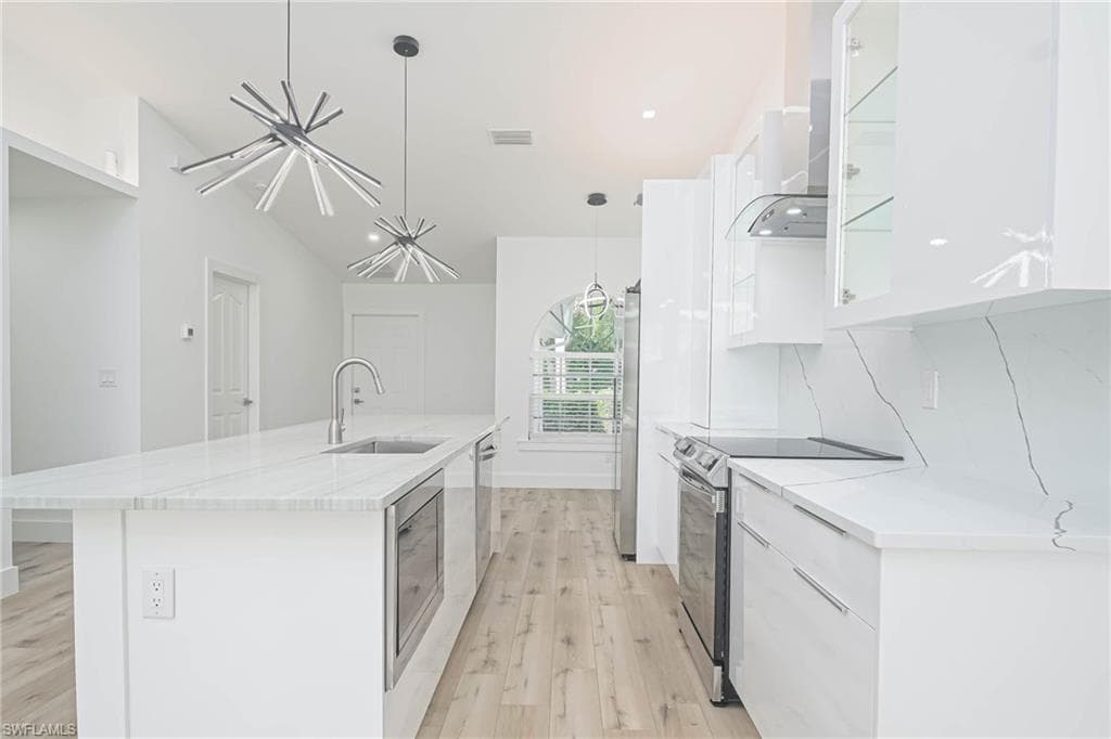 2154 Stacil Cir 14, Naples, FL 34109-11