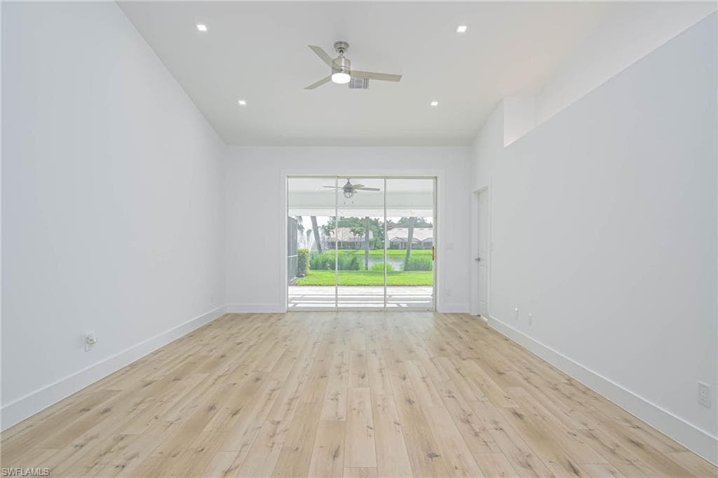 2154 Stacil Cir 14, Naples, FL 34109-13
