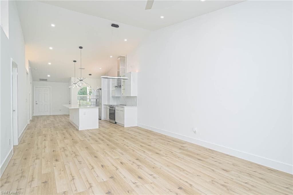 2154 Stacil Cir 14, Naples, FL 34109-14