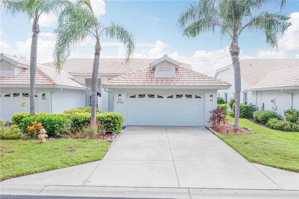2154 Stacil Cir 14, Naples, FL 34109-1