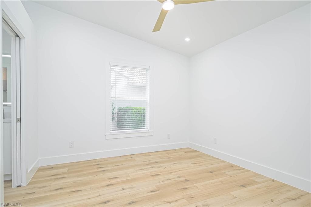 2154 Stacil Cir 14, Naples, FL 34109-27