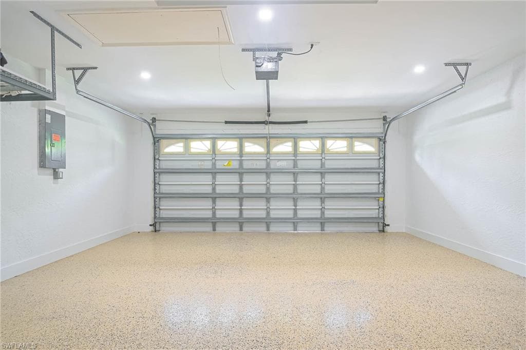 2154 Stacil Cir 14, Naples, FL 34109-33