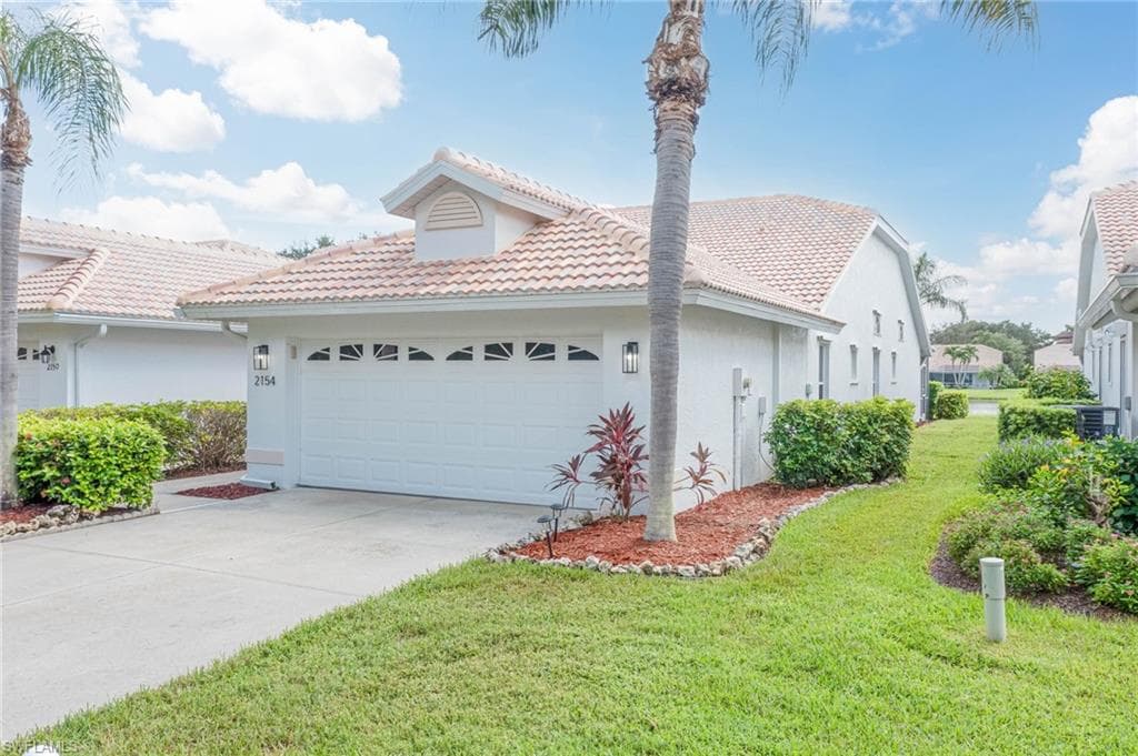 2154 Stacil Cir 14, Naples, FL 34109-4