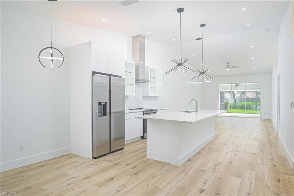 2154 Stacil Cir 14, Naples, FL 34109-6