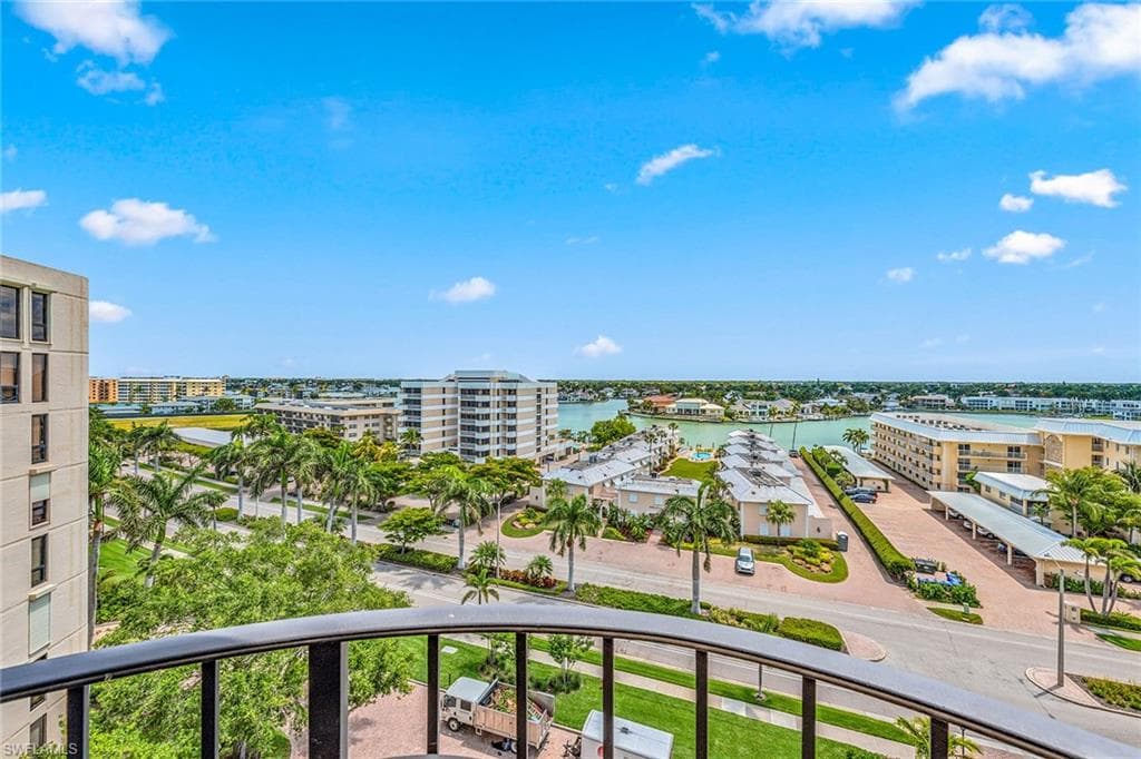 3115 Gulf Shore Blvd N 701s, Naples, FL 34103-12