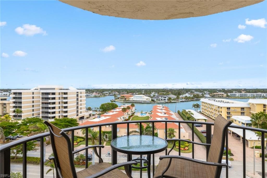 3115 Gulf Shore Blvd N 701s, Naples, FL 34103-1