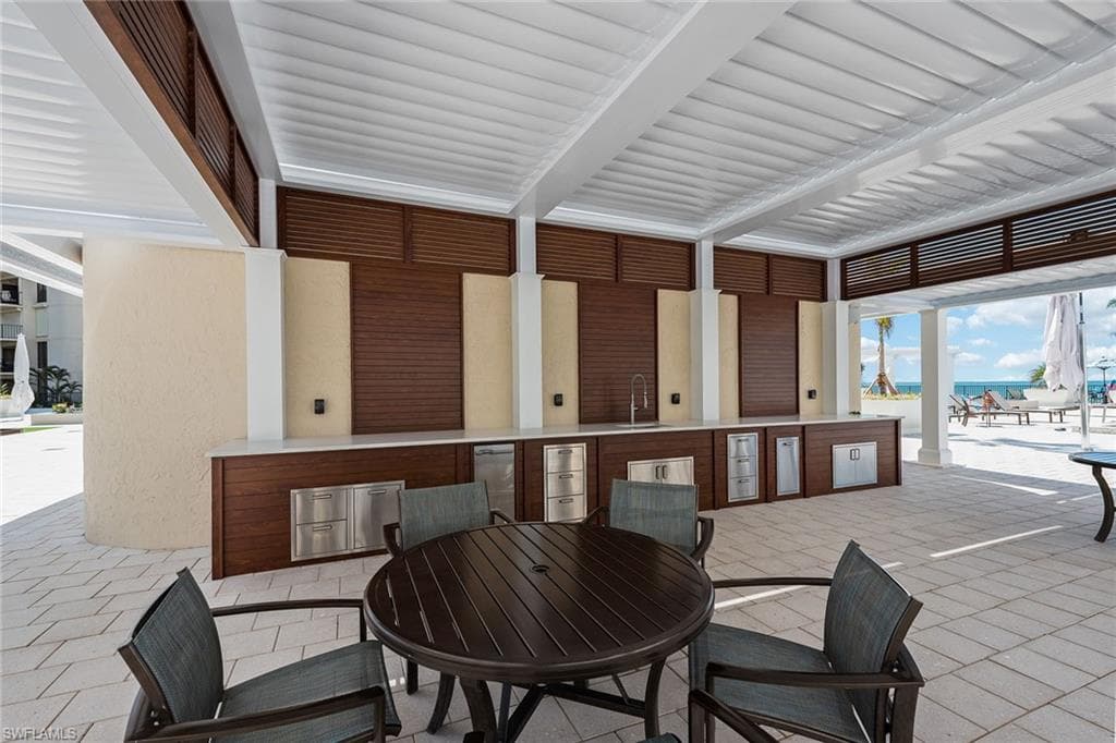 3115 Gulf Shore Blvd N 701s, Naples, FL 34103-32