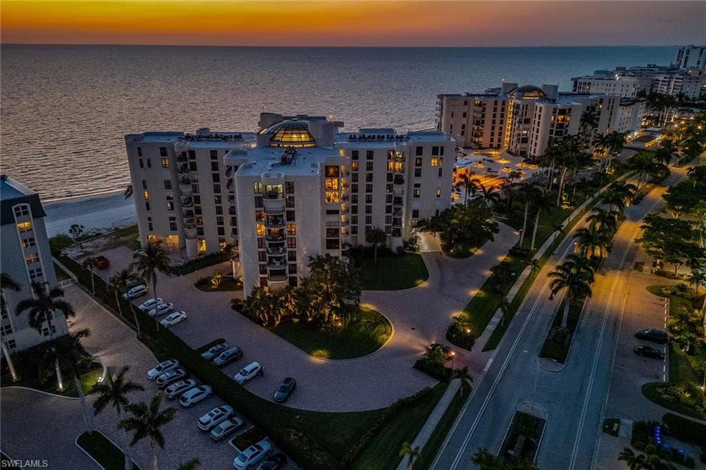3115 Gulf Shore Blvd N 701s, Naples, FL 34103-37