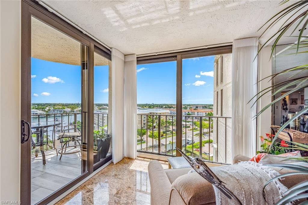 3115 Gulf Shore Blvd N 701s, Naples, FL 34103-3