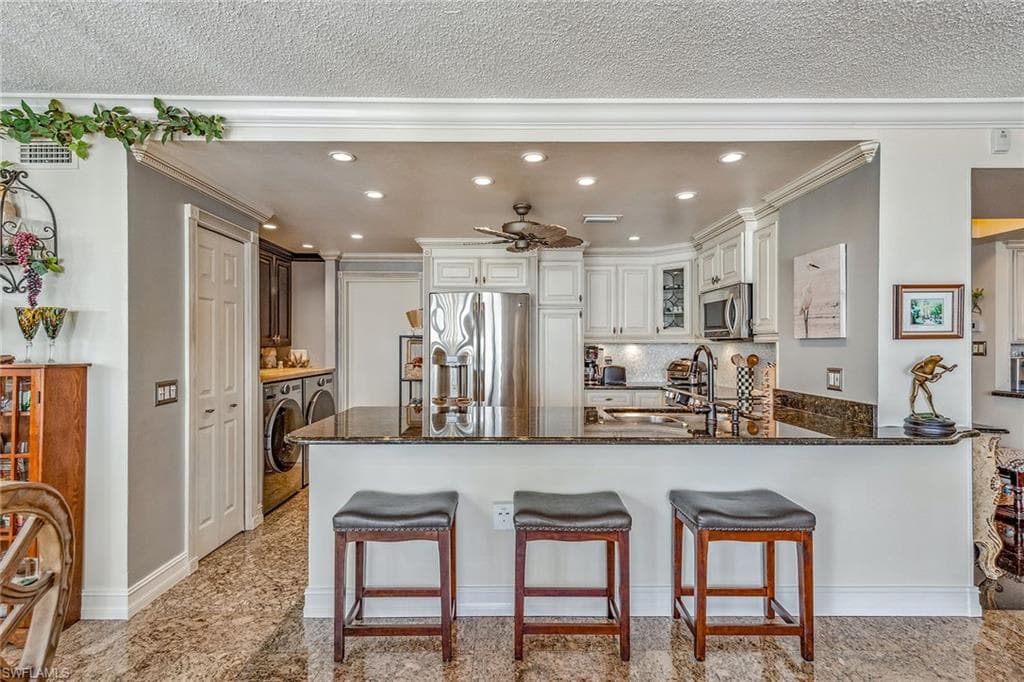 3115 Gulf Shore Blvd N 701s, Naples, FL 34103-7