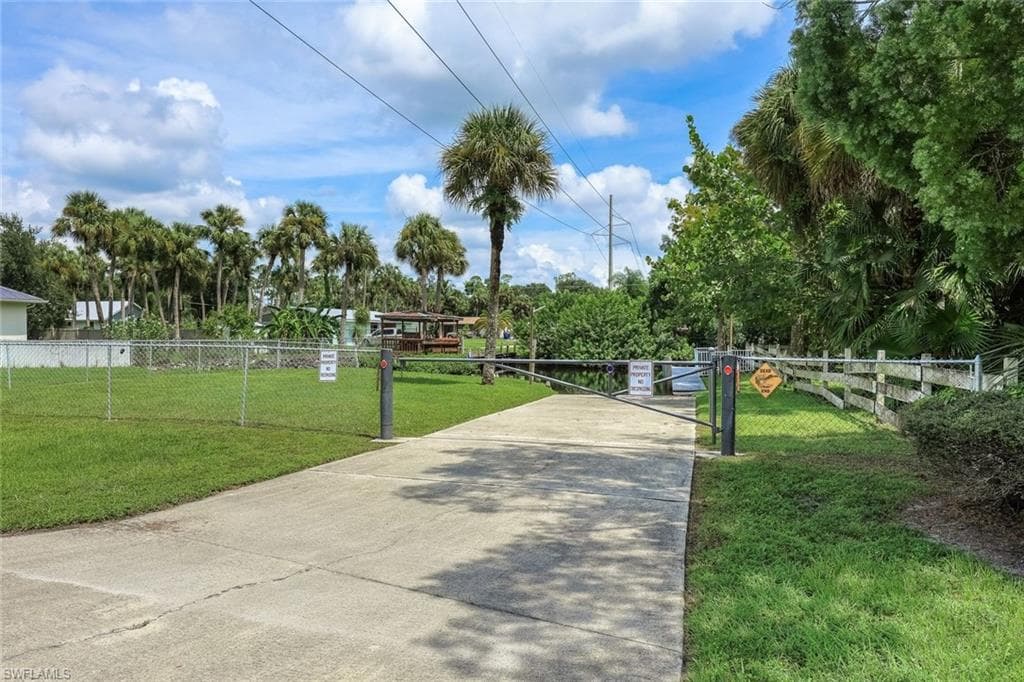 17084 Wayzata Ct, North Fort Myers, FL 33917-20