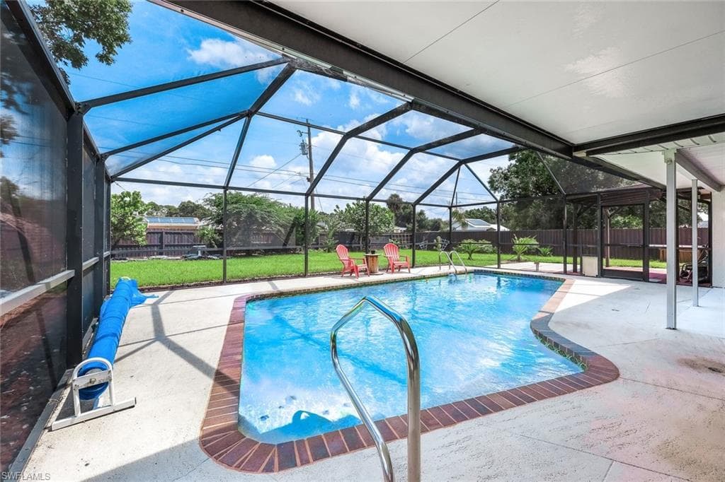 17084 Wayzata Ct, North Fort Myers, FL 33917-2
