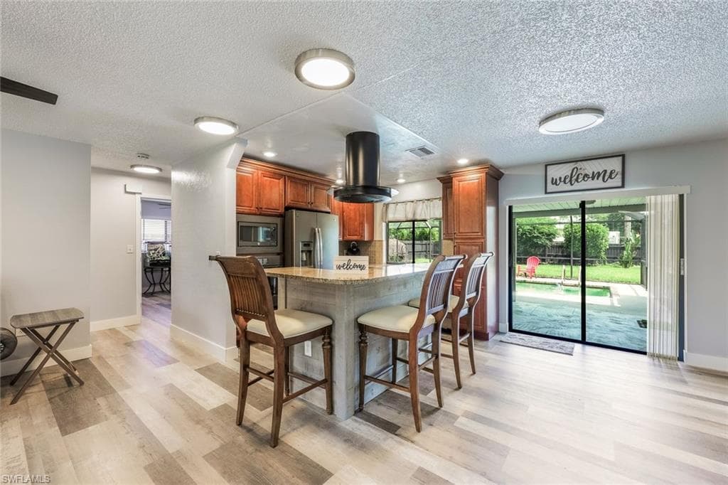 17084 Wayzata Ct, North Fort Myers, FL 33917-6