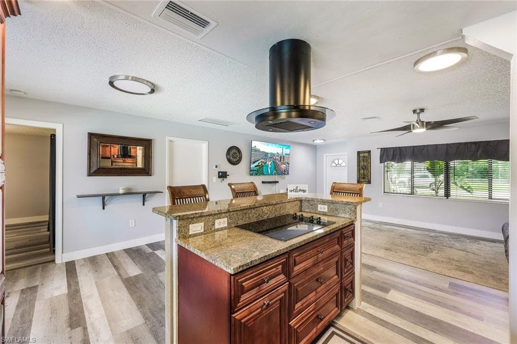 17084 Wayzata Ct, North Fort Myers, FL 33917-8
