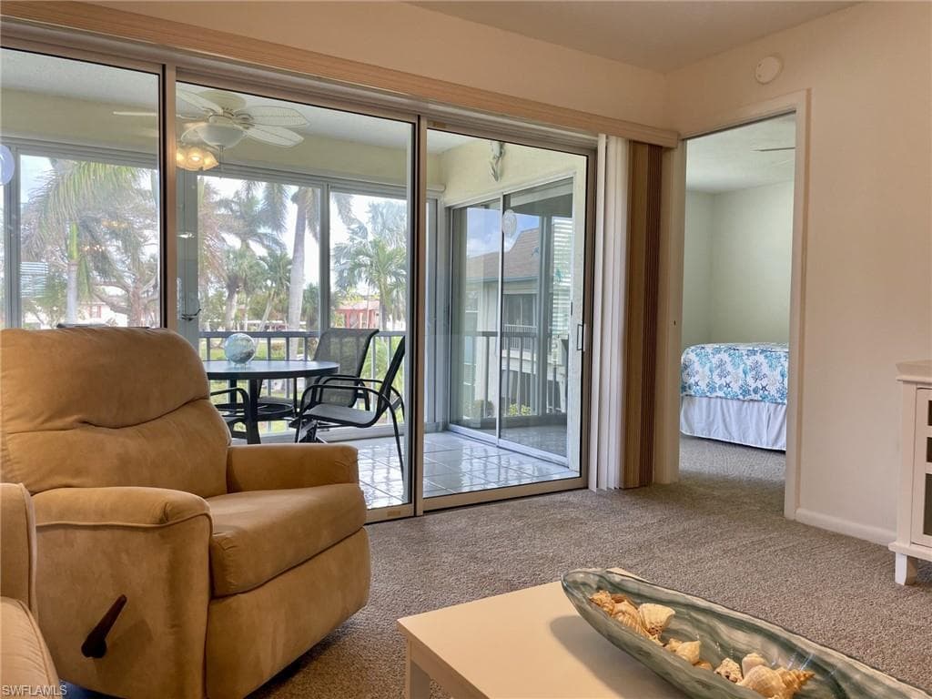 325 Charlemagne Blvd B208, Naples, FL 34112-9