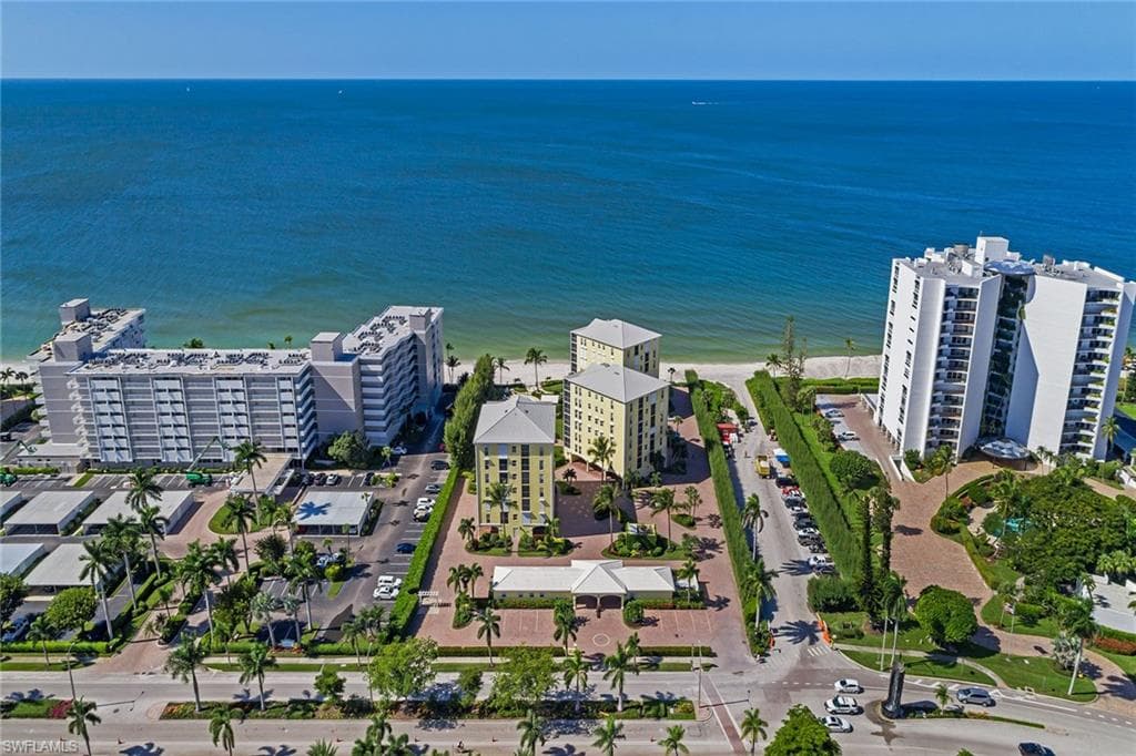 3483 Gulf Shore Blvd N 604, Naples, FL 34103-21