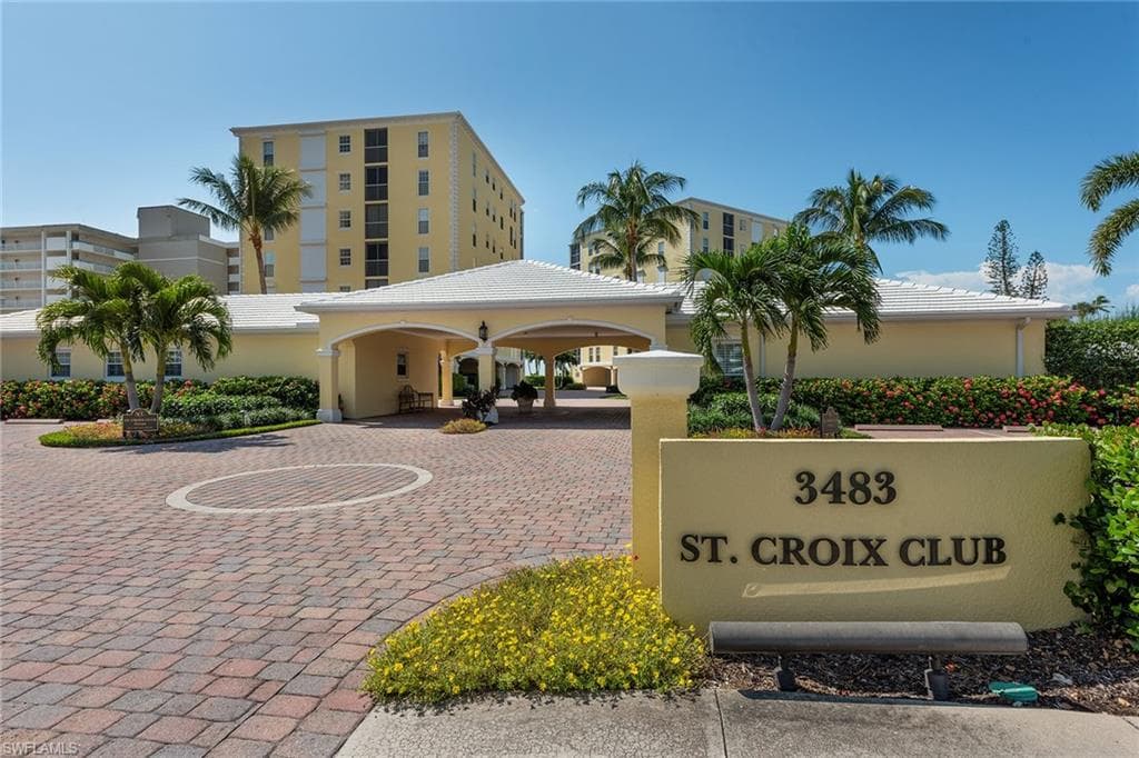 3483 Gulf Shore Blvd N 604, Naples, FL 34103-22