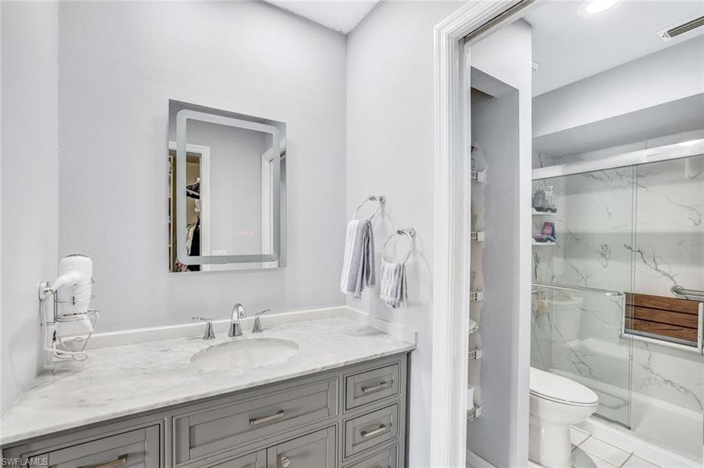 505 Mardel Dr 104, Naples, FL 34104-11
