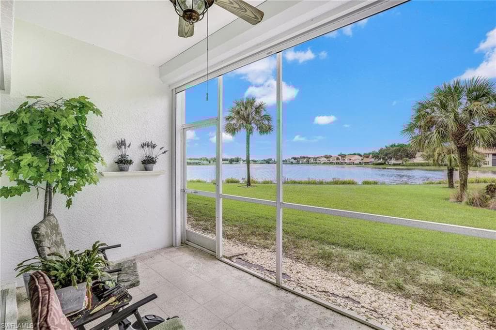505 Mardel Dr 104, Naples, FL 34104-15