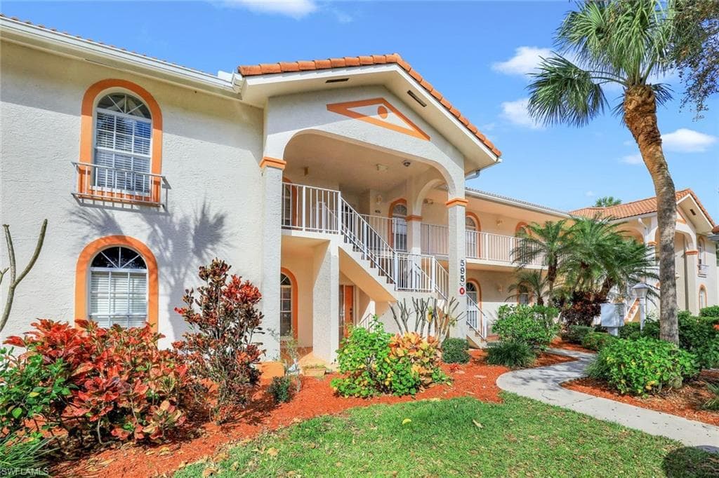 505 Mardel Dr 104, Naples, FL 34104-18