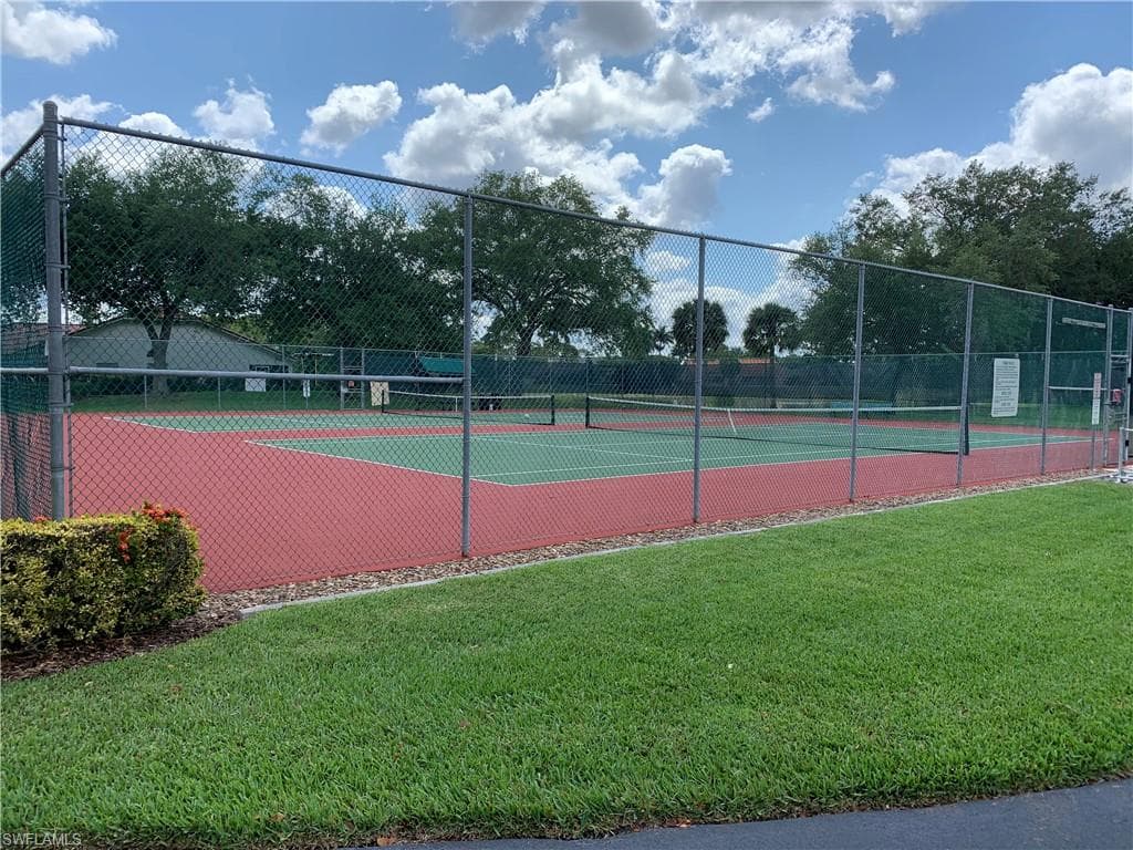 505 Mardel Dr 104, Naples, FL 34104-24