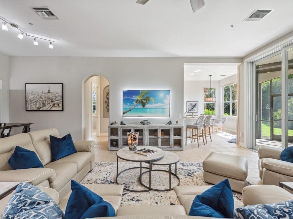 17066 Porta Vecchio Way 101, Naples, FL 34110-4