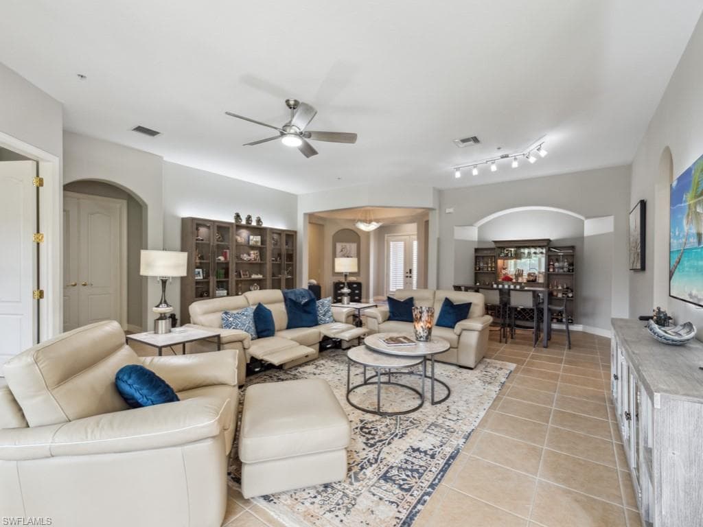 17066 Porta Vecchio Way 101, Naples, FL 34110-6