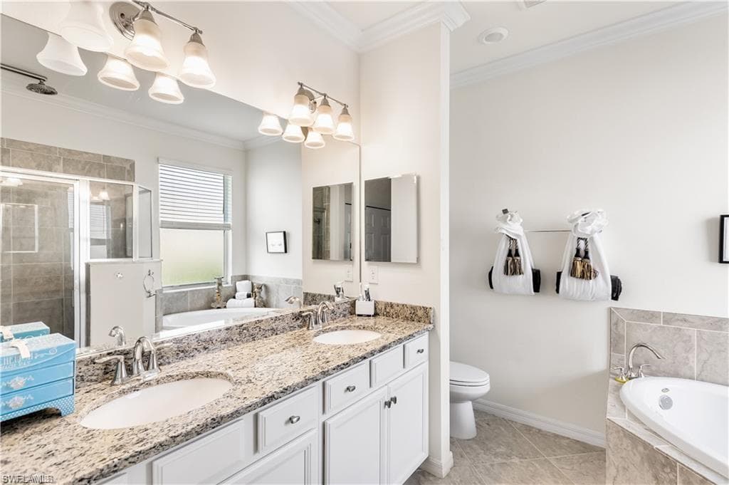 1980 Wellington St, Naples, FL 34120-12