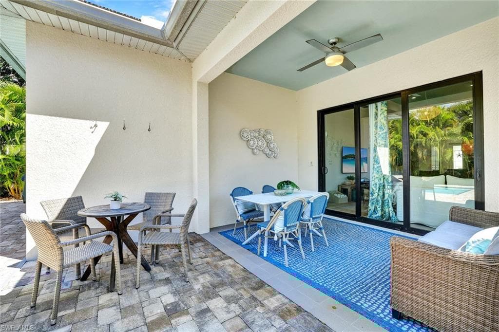 581 102nd Ave N, Naples, FL 34108-26