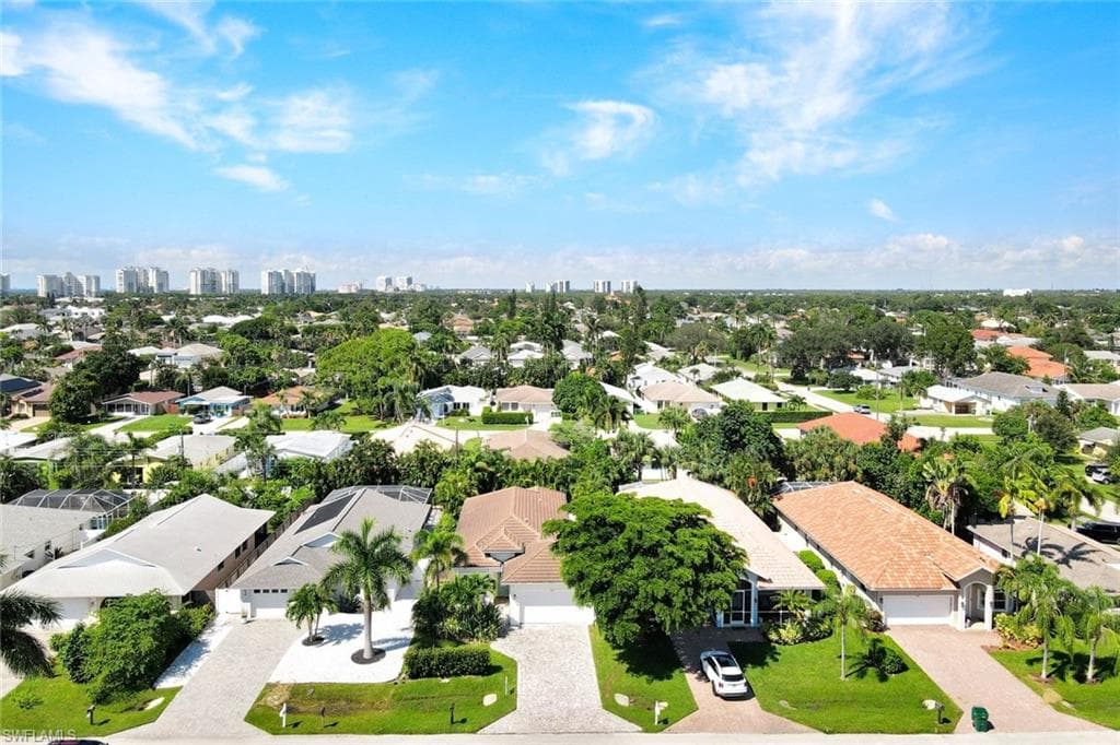 581 102nd Ave N, Naples, FL 34108-30