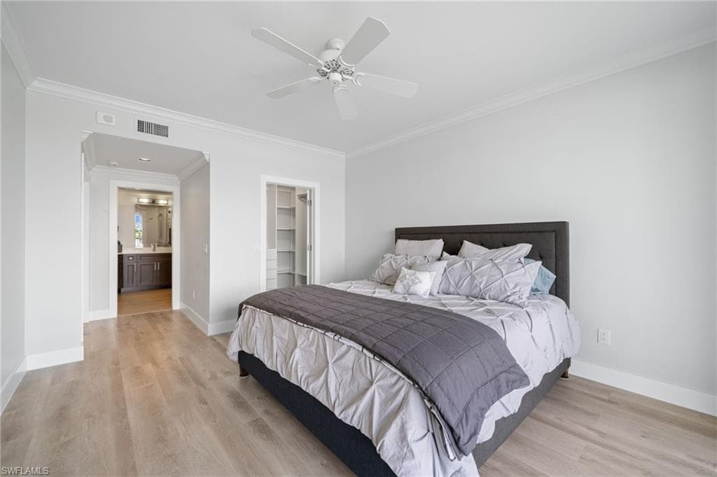 9700 Gulf Shore Dr 202, Naples, FL 34108-8