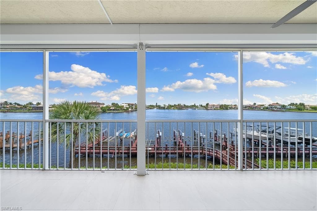 9700 Gulf Shore Dr 202, Naples, FL 34108-19