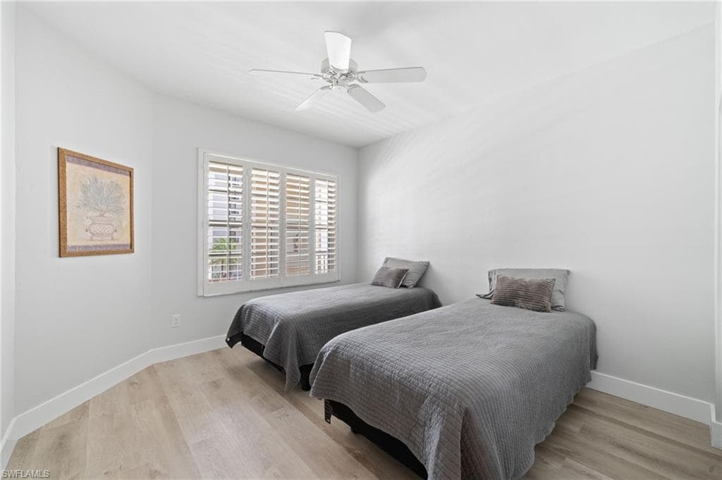 9700 Gulf Shore Dr 202, Naples, FL 34108-23