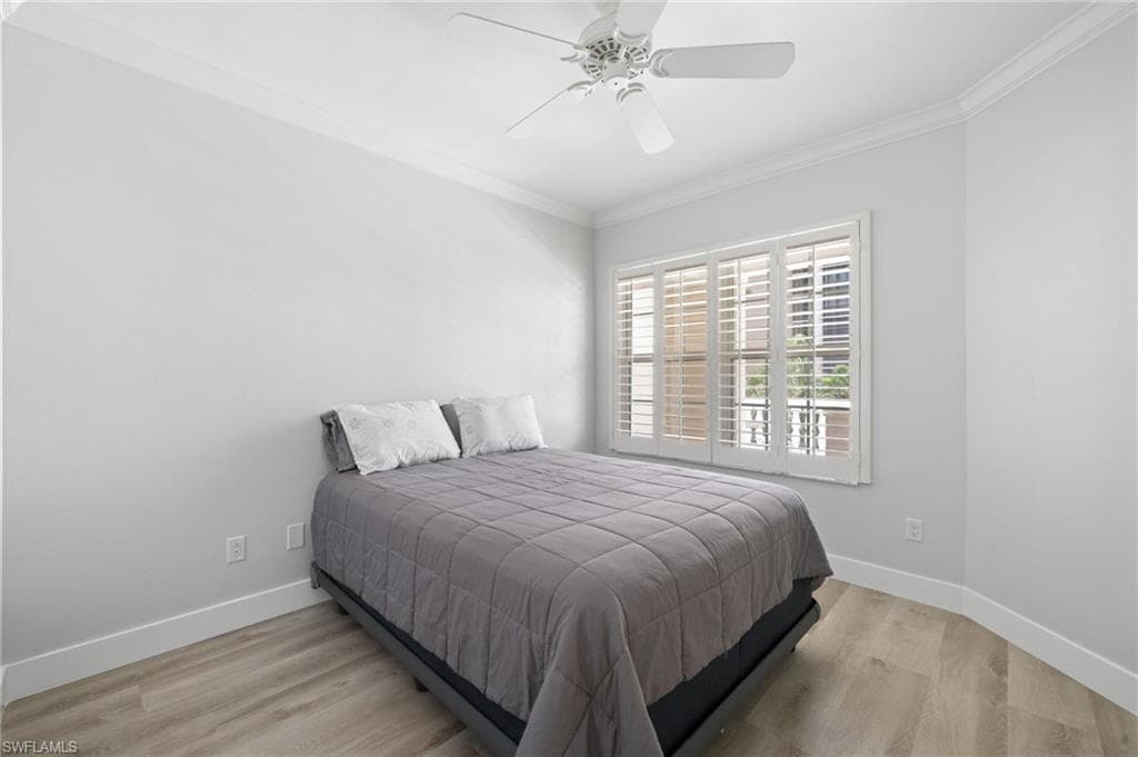 9700 Gulf Shore Dr 202, Naples, FL 34108-24