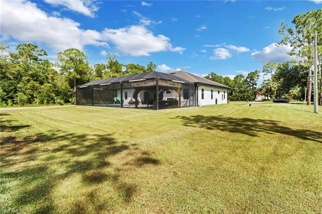 62 35th Ave NE, Naples, FL 34120-9
