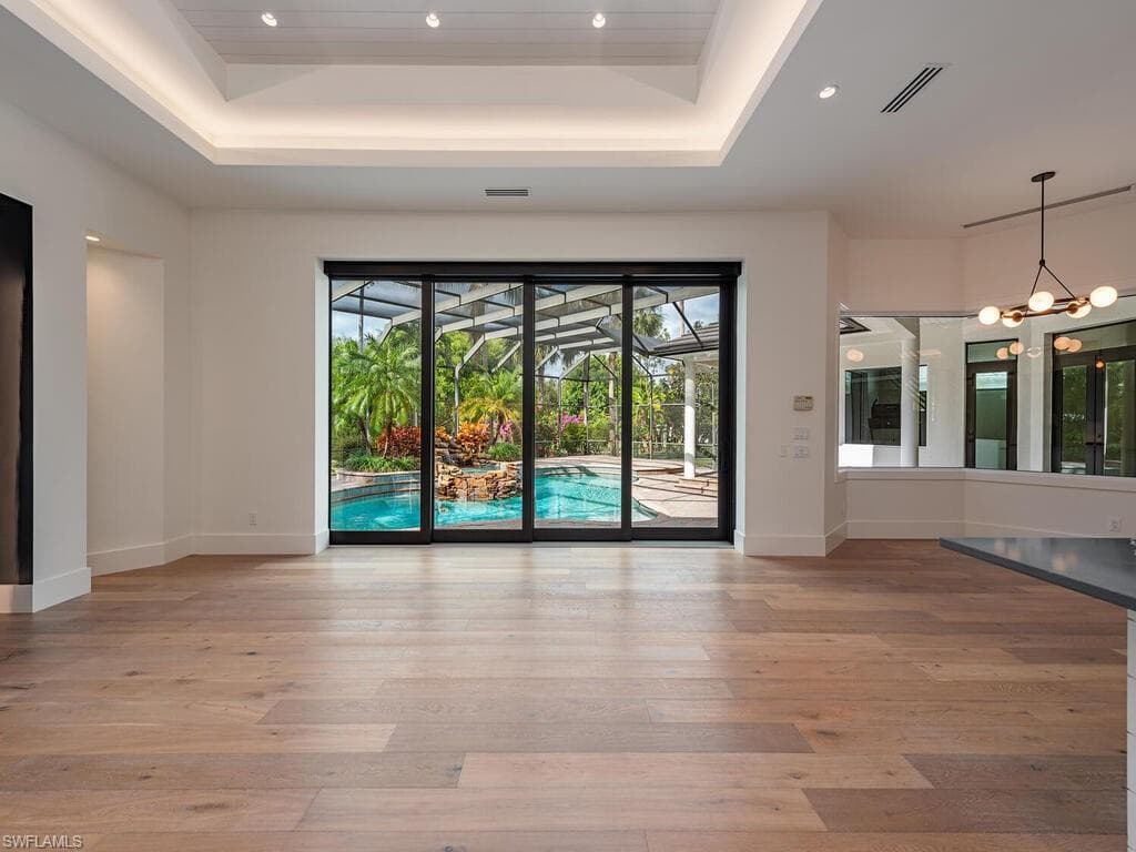 9099 The Ln, Naples, FL 34109-8