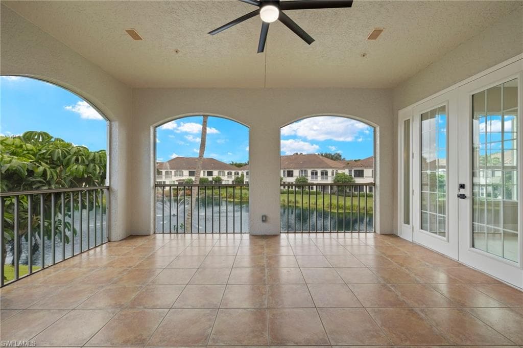 164 Colonade Cir 1307, Naples, FL 34103-28