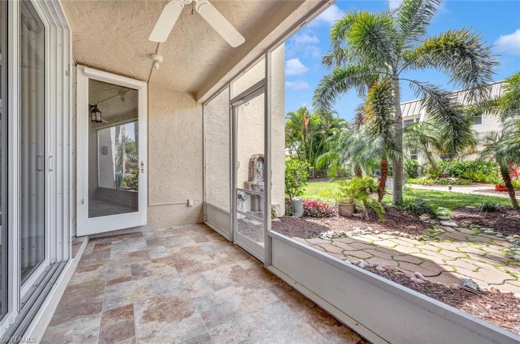 800 River Point Dr 536, Naples, FL 34102-19