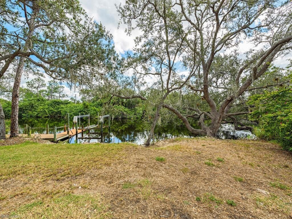 20684 Charing Cross Cir, Estero, FL 33928-4