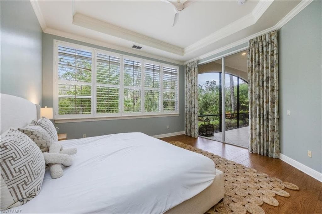 29120 Brendisi Way 102, Naples, FL 34110-30