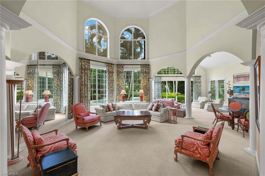 7005 Verde Way, Naples, FL 34108-6
