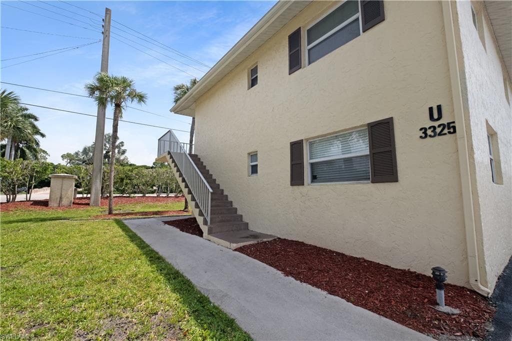3325 Airport Rd N U4, Naples, FL 34105-11